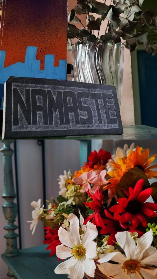 Namaste Hostel Tiflis Dış mekan fotoğraf